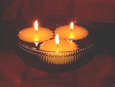 Large Floater Candles!